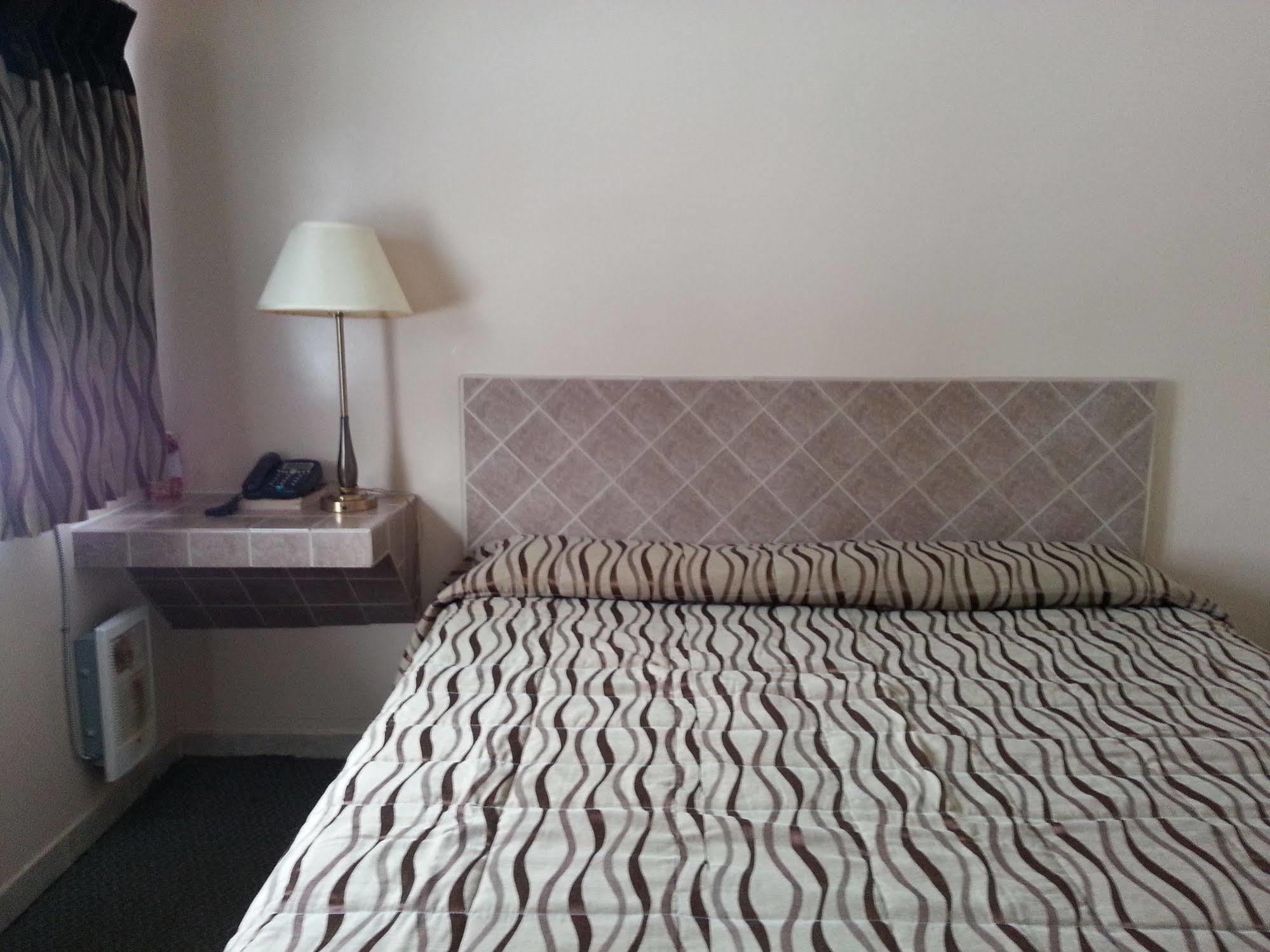Ancaster Pleasant Stay Motel المظهر الخارجي الصورة